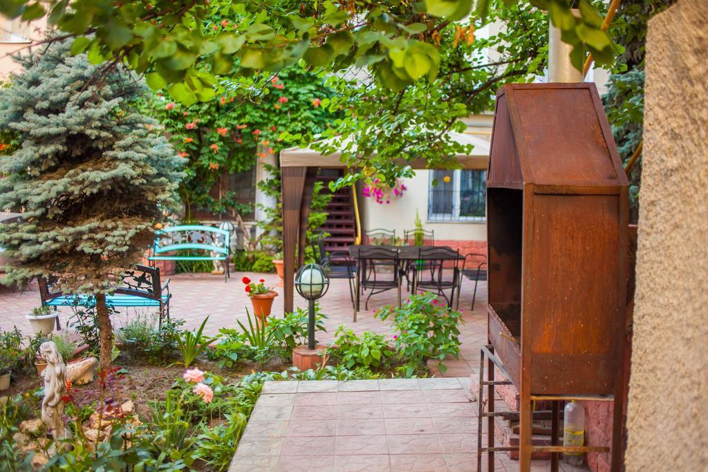 Apartments Kamanina Street Odessa Ngoại thất bức ảnh